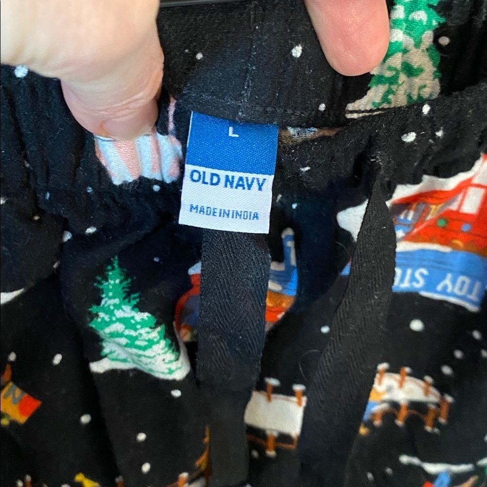 Old Navy winter pj pants - Picture 6 of 7